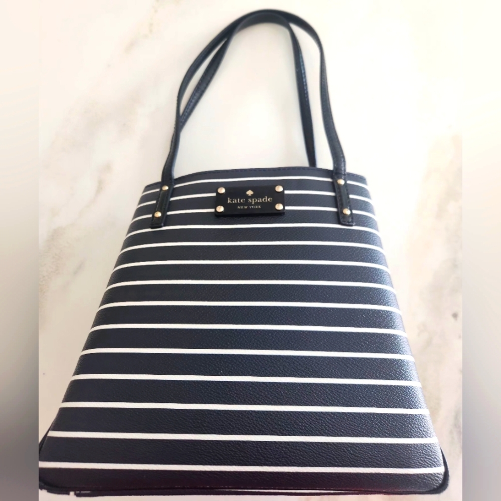 Kate Spade Navy & White Striped Bag. Unique Square Pop Open Bucket Bag Tote - Picture 1 of 14